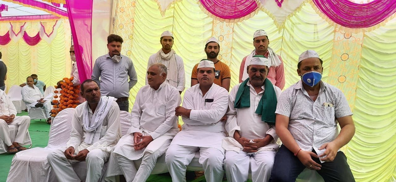 भारतीय किसान यूनियन तोमर के अध्यक्ष बोले- वर्तमान स्थिति किसानों के अनुकूल नहीं भारतीय किसान यूनियन तोमर के अध्यक्ष बोले- वर्तमान स्थिति किसानों के अनुकूल नहीं