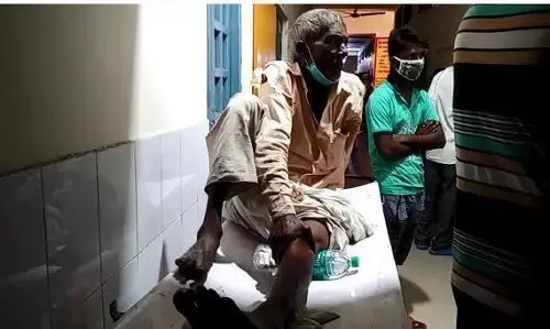 शामली : तेज रफ्तार ट्रक ने दो ई रिक्शा ,दो मोटरसाइकिलओ मैं मारी टक्कर, दो बच्चे एक महिला समेत 7 घायल