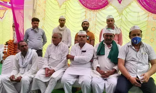 भारतीय किसान यूनियन तोमर के अध्यक्ष बोले- वर्तमान स्थिति किसानों के अनुकूल नहीं भारतीय किसान यूनियन तोमर के अध्यक्ष बोले- वर्तमान स्थिति किसानों के अनुकूल नहीं