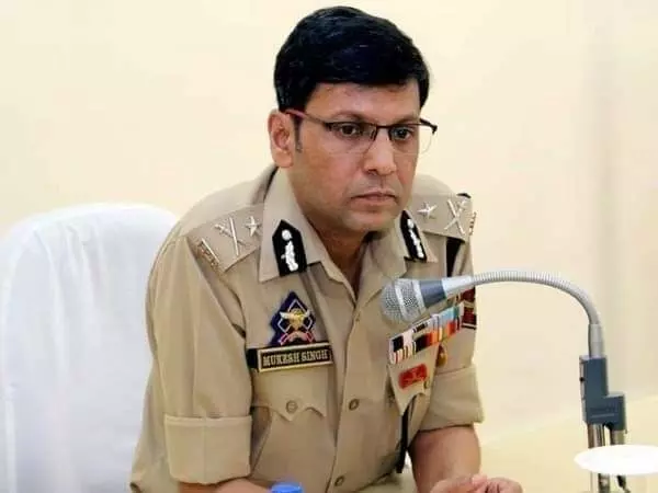 हथियारों की आवाजाही को रोकने के लिए NH पर कड़ी जाँच सुनिश्चित करें : IGP मुकेश सिंह