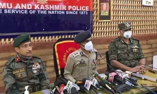 शोपियां एनकाउंटर: माता-पिता के डीएनए सैंपल स्लाइन तिकड़ी के साथ मैच हुए, आईजीपी कश्मीर विजय कुमार शोपियां एनकाउंटर: माता-पिता के डीएनए सैंपल स्लाइन तिकड़ी के साथ मैच हुए, आईजीपी कश्मीर विजय कुमार