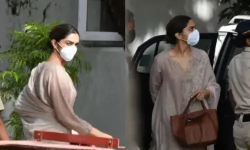 दीपिका पादुकोण पहुंचीं NCB के दफ्तर, ड्रग्स कनेक्शन से जुड़े सवालों के देंगी जवाब दीपिका पादुकोण पहुंचीं NCB के दफ्तर, ड्रग्स कनेक्शन से जुड़े सवालों के देंगी जवाब