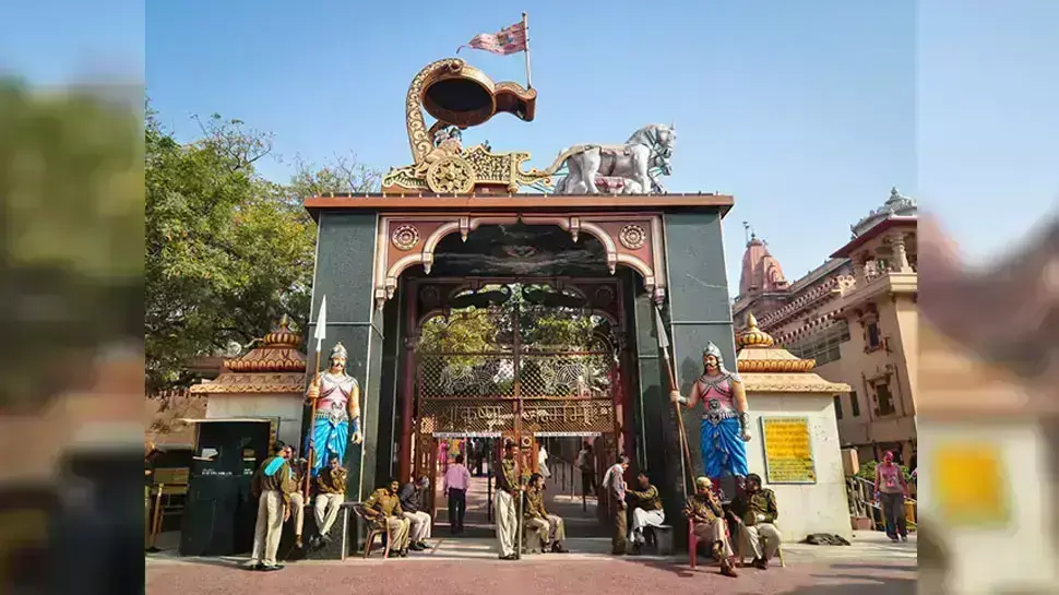 श्रीरामलला के बाद कोर्ट पहुंचे श्रीकृष्ण विराजमान, मथुरा में मांगा जमीन का हक