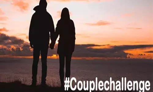 Couple Challenge का ट्रेंड कहीं खतरनाक तो नहीं! यूपी पुलिस ने किया सतर्क Couple Challenge का ट्रेंड कहीं खतरनाक तो नहीं! यूपी पुलिस ने किया सतर्क