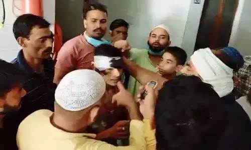 बिजनौर: फर्जी मेडिकल पर हंगामा बिजनौर: फर्जी मेडिकल पर हंगामा