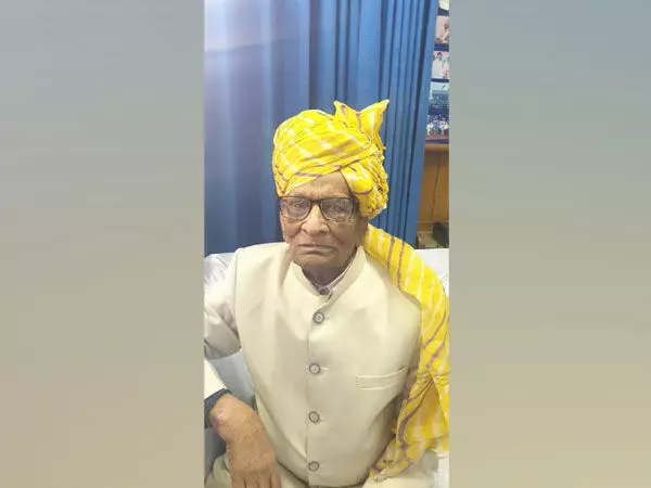 लोकसभा अध्यक्ष ओम बिरला के पिता श्रीकृष्ण बिरला का निधन लोकसभा अध्यक्ष ओम बिरला के पिता श्रीकृष्ण बिरला का निधन