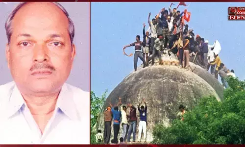 बाबरी विध्वंस केस में फैसला सुनाते ही जज सुरेंद्र कुमार यादव रिटायर बाबरी विध्वंस केस में फैसला सुनाते ही जज सुरेंद्र कुमार यादव रिटायर