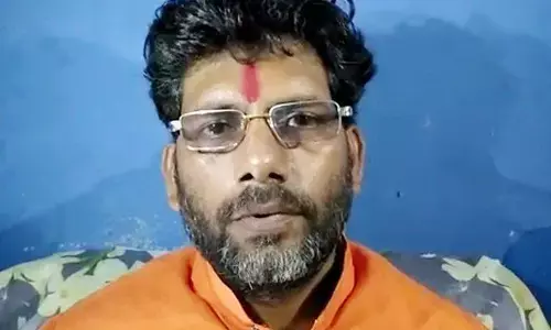 हाथरस गेंगरेप केस पर विश्व हिंदू सेना का ऐलान, चारों बलात्कारियों के गुप्तांग काटकर लाओ, मैं 25 लाख नकद दूंगा हाथरस गेंगरेप केस पर विश्व हिंदू सेना का ऐलान, चारों बलात्कारियों के गुप्तांग काटकर लाओ, मैं 25 लाख नकद दूंगा