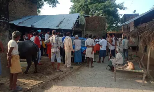 जहर खिलाकर प्रेमी युगल की कर दी हत्या 