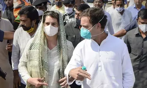 हाथरस नहीं जा पाए राहुल और प्रियंका गांधी, वापस लौटे दिल्ली