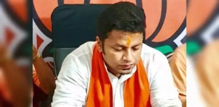 कोरोना हुआ तो ममता बनर्जी को गले लगा लूंगा, ये धमकी देने वाले बीजेपी नेता की रिपोर्ट आई पॉजिटिव कोरोना हुआ तो ममता बनर्जी को गले लगा लूंगा, ये धमकी देने वाले बीजेपी नेता की रिपोर्ट आई पॉजिटिव