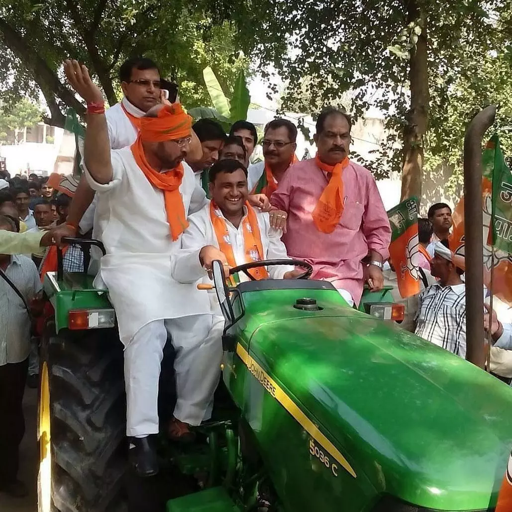 बीजेपी किसान मोर्चा के प्रदेश उपाध्यक्ष बोले, कृषक बिल पर किसानों द्वारा आभार पत्र माननीय मोदी जी को भेजा जाएगा बीजेपी किसान मोर्चा के प्रदेश उपाध्यक्ष बोले, कृषक बिल पर किसानों द्वारा आभार पत्र माननीय मोदी जी को भेजा जाएगा