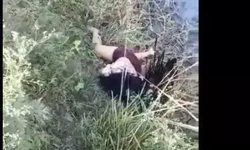 गाजियाबाद के लोनी में मिला अज्ञात महिला का शव गाजियाबाद के लोनी में मिला अज्ञात महिला का शव