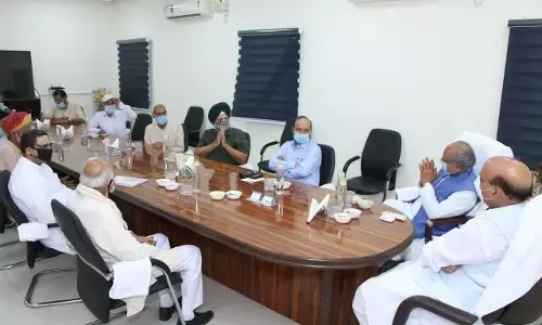 सरकार ने किसान नेताओं के साथ महत्वपूर्ण बातचीत की सरकार ने किसान नेताओं के साथ महत्वपूर्ण बातचीत की