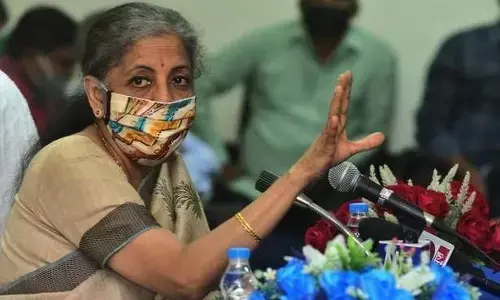 рдХреЛрд░реЛрдирд╛ рд╡реИрдХреНрд╕реАрди рдкрд░ рдЯреИрдХреНрд╕: рдордорддрд╛ рдмрдирд░реНрдЬреА рдХреЗ рд╕рд╡рд╛рд▓ рдХреЗ рдЬрд╡рд╛рдм рд╡рд┐рддреНрдд рдордВрддреНрд░реА рдирд┐рд░реНрдорд▓рд╛ рд╕реАрддрд╛рд░рдордг рдиреЗ рдХрд┐рдП 16 рдЯреНрд╡реАрдЯ рдХреЛрд░реЛрдирд╛ рд╡реИрдХреНрд╕реАрди рдкрд░ рдЯреИрдХреНрд╕: рдордорддрд╛ рдмрдирд░реНрдЬреА рдХреЗ рд╕рд╡рд╛рд▓ рдХреЗ рдЬрд╡рд╛рдм рд╡рд┐рддреНрдд рдордВрддреНрд░реА рдирд┐рд░реНрдорд▓рд╛ рд╕реАрддрд╛рд░рдордг рдиреЗ рдХрд┐рдП 16 рдЯреНрд╡реАрдЯ