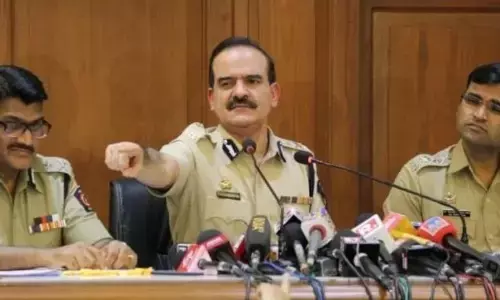 फर्जी टीआरपी कांड: 2 चैनल मालिक हिरासत में, मुंबई पुलिस चीफ बोले-कोई कितना भी बड़ा हो, छोड़ेंगे नहीं फर्जी टीआरपी कांड: 2 चैनल मालिक हिरासत में, मुंबई पुलिस चीफ बोले-कोई कितना भी बड़ा हो, छोड़ेंगे नहीं