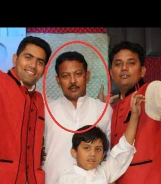 गाजियाबाद के विधायक अजीत पाल त्यागी के मामा नरेश त्यागी की गोली मारकर हत्या गाजियाबाद के विधायक अजीत पाल त्यागी के मामा नरेश त्यागी की गोली मारकर हत्या