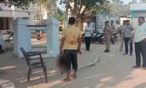 पत्नी की हत्या कर कटा सिर लेकर सरेंडर करने थाने पहुंचा युवक, जानें- क्यों? पत्नी की हत्या कर कटा सिर लेकर सरेंडर करने थाने पहुंचा युवक, जानें- क्यों?