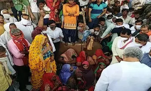 राजस्थान सरकार ने पुजारी हत्या मामले में परिजनों की मानी ये मांगे राजस्थान सरकार ने पुजारी हत्या मामले में परिजनों की मानी ये मांगे