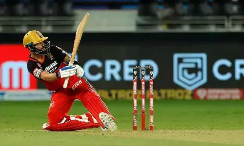 IPL : CSK vs RCB Live: कोहली ने बनाए 90 रन, बेंगलुरु ने चेन्नई को दिया 170 रनों का टारगेट IPL : CSK vs RCB Live: कोहली ने बनाए 90 रन, बेंगलुरु ने चेन्नई को दिया 170 रनों का टारगेट