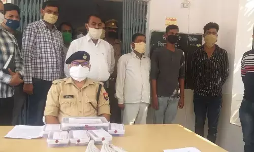 मैनपुरी पुलिस ने हाइवे पर लूट करने वाले बदमाशों के अंतर्जनपदीय गैंग का किया भण्डाफोड़ मैनपुरी पुलिस ने हाइवे पर लूट करने वाले बदमाशों के अंतर्जनपदीय गैंग का किया भण्डाफोड़
