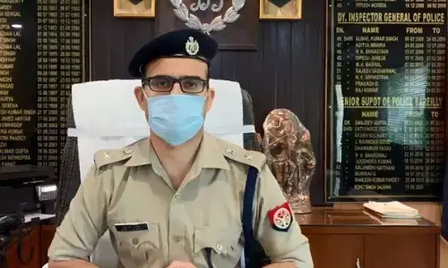 बरेली क्राइम ब्रांच ने किया पैसे का खेल, वीडियो वायरल, एसएसपी ने किया पूरी टीम को सस्पेंड बरेली क्राइम ब्रांच ने किया पैसे का खेल, वीडियो वायरल, एसएसपी ने किया पूरी टीम को सस्पेंड