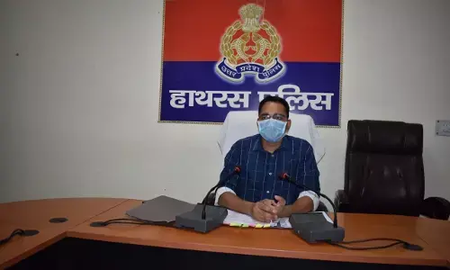 हाथरस एसपी विनीत जायसवाल ने देर रात ली क्राइम मीटिंग, दिए सख्त निर्देश