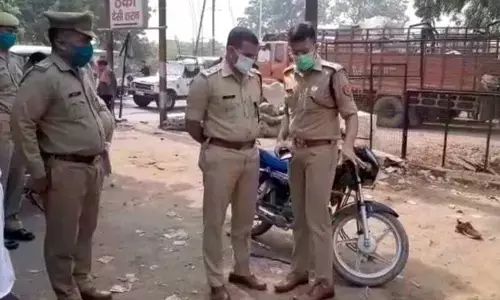 आगरा: बाइक सवार बदमाशों ने कैश कलेक्शन एजेंट से 7 लाख लूटकर मारी गोली, मौत