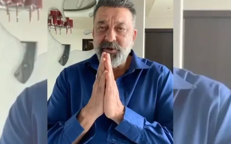 संजय दत्त ने कैंसर से जीती जंग, प्यार और आशीर्वाद के लिए फैंस का शुक्रिया अदा किया संजय दत्त ने कैंसर से जीती जंग, प्यार और आशीर्वाद के लिए फैंस का शुक्रिया अदा किया