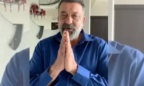 संजय दत्त ने कैंसर से जीती जंग, प्यार और आशीर्वाद के लिए फैंस का शुक्रिया अदा किया संजय दत्त ने कैंसर से जीती जंग, प्यार और आशीर्वाद के लिए फैंस का शुक्रिया अदा किया