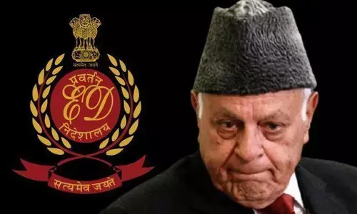 84वां जन्मदिन मनाने से पहले फारूक अब्दुल्ला से 5 घंटे तक ED ने की पूछताछ 84वां जन्मदिन मनाने से पहले फारूक अब्दुल्ला से 5 घंटे तक ED ने की पूछताछ