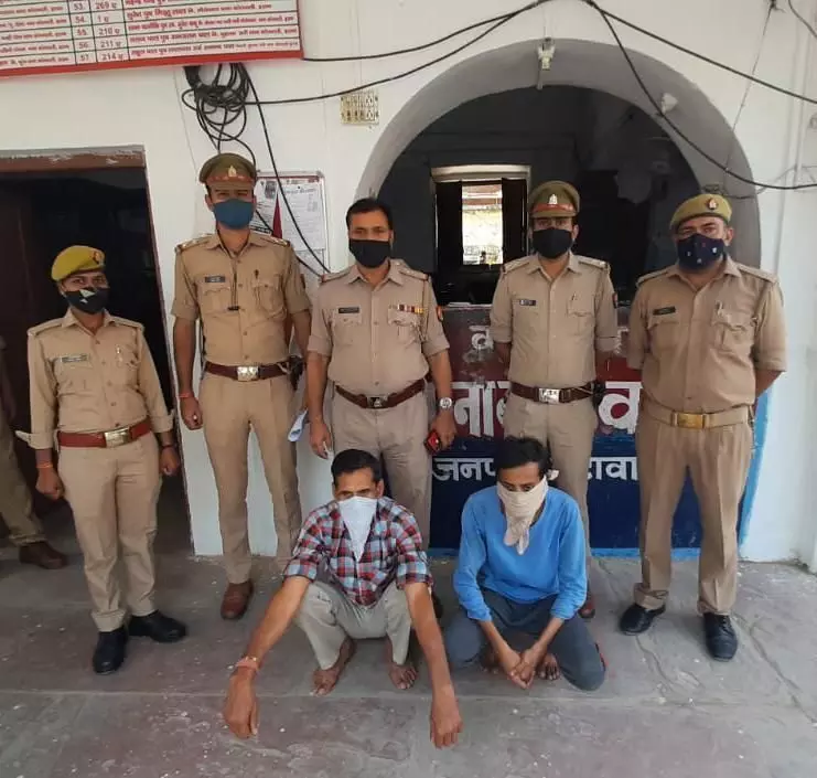 इटावा पुलिस ने हापुड़ में हुई ट्रक लूट के माल समेत दो आरोपी किये गिरफ्तार