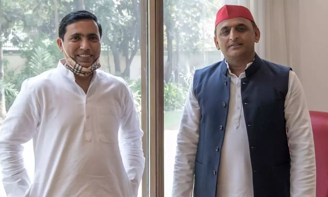 सपा अध्यक्ष अखिलेश यादव को आजम खान ने दी विजयादशमी की बधाई, और कहा यूपी में अपराध का बोलबाला, व्यवस्था फेल सपा अध्यक्ष अखिलेश यादव को आजम खान ने दी विजयादशमी की बधाई, और कहा यूपी में अपराध का बोलबाला, व्यवस्था फेल