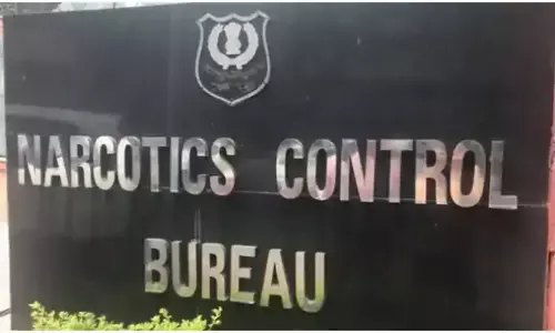 NCB के हाथ लगा बॉलीवुड से जुड़ा ड्रग सप्लायर गैंग, रंगे हाथ पकड़ी गई टीवी एक्ट्रेस NCB के हाथ लगा बॉलीवुड से जुड़ा ड्रग सप्लायर गैंग, रंगे हाथ पकड़ी गई टीवी एक्ट्रेस