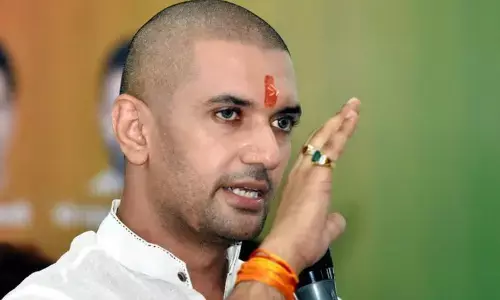 आखिर किसकी दम पर किया चिराग पासवान ने ये ऐलान, बिहार चुनाव मचेगा राजनैतिक घमासान! आखिर किसकी दम पर किया चिराग पासवान ने ये ऐलान, बिहार चुनाव मचेगा राजनैतिक घमासान!