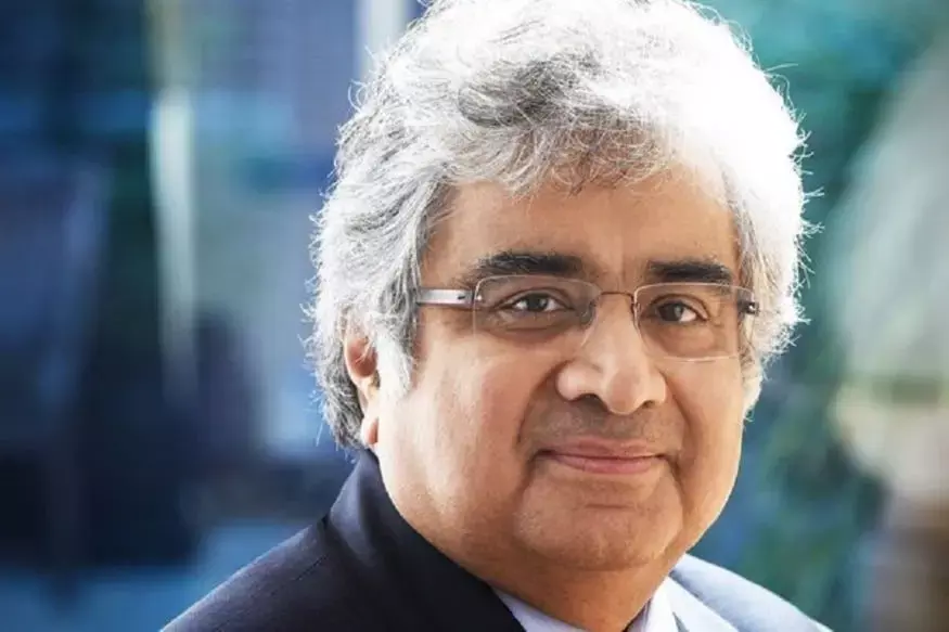 65 साल की उम्र में पूर्व सॉलिसिटर जनरल हरीश साल्वे रचाएंगे दूसरी शादी 65 साल की उम्र में पूर्व सॉलिसिटर जनरल हरीश साल्वे रचाएंगे दूसरी शादी