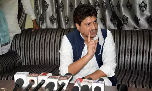 सपा विधायक नाहिद हसन समेत दर्जनों समर्थको पर मुकदमा दर्ज सपा विधायक नाहिद हसन समेत दर्जनों समर्थको पर मुकदमा दर्ज