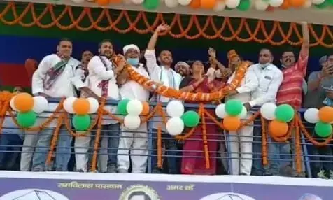 बिहार के पिछड़ापन के लिए नीतीश और लालू जिम्मेदार-चिराग  बिहार के पिछड़ापन के लिए नीतीश और लालू जिम्मेदार-चिराग
