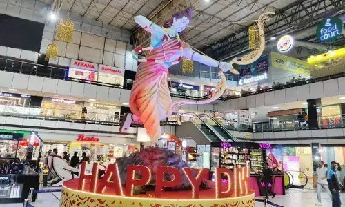 गाजियाबाद के मॉल में भगवान राम की मूर्ति बनी आकर्षण का केंद्र