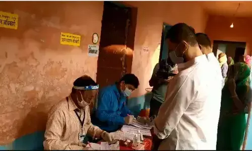LIVE: बिहार में मतदान ने पकड़ी रफ्तार, 11 बजे तक 19.3 % वोटिंग, ड्यूटी पर तैनात BSF के सब इंस्पेक्टर की मौत LIVE: बिहार में मतदान ने पकड़ी रफ्तार, 11 बजे तक 19.3 % वोटिंग, ड्यूटी पर तैनात BSF के सब इंस्पेक्टर की मौत