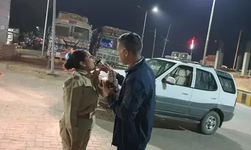 इस आईपीएस और आईएएस की करवाचौथ व्रत की बात सुनकर रो पड़ेगें, आखिर जिम्मेदारी निभाई अंत तक इस आईपीएस और आईएएस की करवाचौथ व्रत की बात सुनकर रो पड़ेगें, आखिर जिम्मेदारी निभाई अंत तक