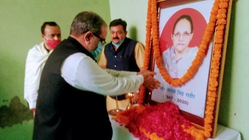 भाजपा नेता जेपीएस राठौर की माता के निधन पर शोक जताने पहुंचे तमाम मंत्री, विधायक और सांसद