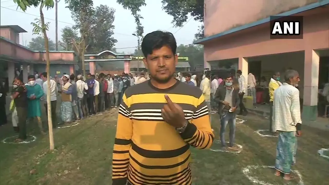 BIHAR ELECTION Live: तीसरे और अंतिम चरण में 11 बजे तक 19.74 फीसदी मतदान, पोलिंग ड्यूटी में तैनात कर्मी की हॉर्ट अटैक से मौत