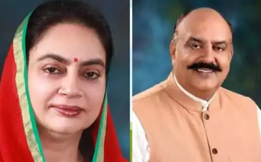 आगरा: BJP विधायक रानी पक्षालिका सिंह और उनके पति पूर्व मंत्री को मिली जान से मारने की धमकी आगरा: BJP विधायक रानी पक्षालिका सिंह और उनके पति पूर्व मंत्री को मिली जान से मारने की धमकी
