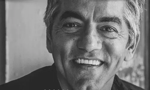 बॉलीवुड से बुरी खबर : अभिनेता आसिफ बसरा ने किया सुसाइड