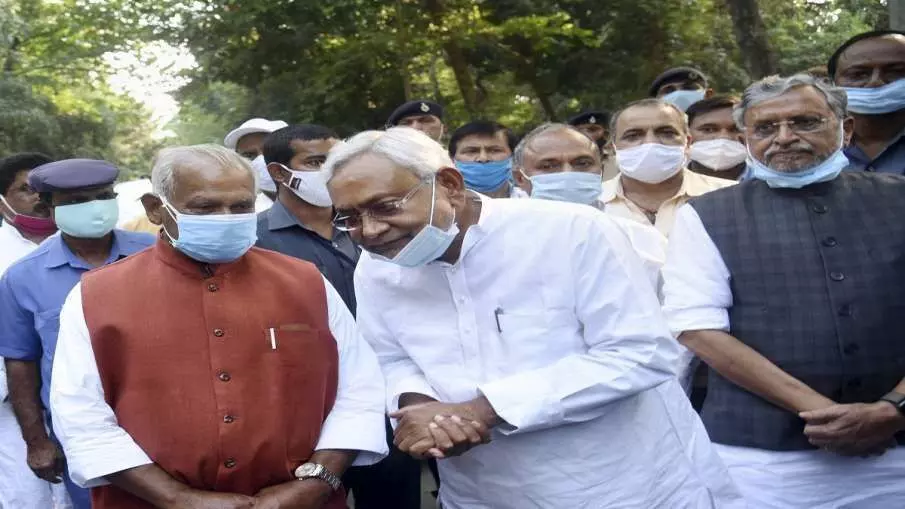 पटना: NDA विधायक दल की बैठक आज, नीतीश के नाम पर लगेगी मुहर, BJP चुन सकती नया डिप्टी CM! पटना: NDA विधायक दल की बैठक आज, नीतीश के नाम पर लगेगी मुहर, BJP चुन सकती नया डिप्टी CM!