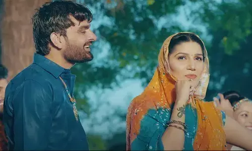 Sapna Choudhary Video: सपना चौधरी के डांस पर फिदा हुए फैंस, वीडियो हुआ वायरल