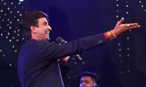 लखनऊ युनिवर्सिटी के शताब्दी समारोह में कुमार विश्वास का जलवा, लखनऊ यूनिवर्सिटी में फैंस की उमड़ी भीड़