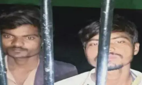 рдпреВрдкреА рдореЗрдВ  рджреЛ рд╕рдЧреЗ рднрд╛рдЗрдпреЛрдВ рдиреЗ рдмрд╣рди рдХреЛ рдЫреЗреЬрдиреЗ рд╡рд╛рд▓реЗ рдореБрд╢реНрддрд╛рдХ рдХреЛ рдХреБрд▓реНрд╣рд╛реЬреА рд╕реЗ рдХрд╛рдЯ рдбрд╛рд▓рд╛ рдпреВрдкреА рдореЗрдВ  рджреЛ рд╕рдЧреЗ рднрд╛рдЗрдпреЛрдВ рдиреЗ рдмрд╣рди рдХреЛ рдЫреЗреЬрдиреЗ рд╡рд╛рд▓реЗ рдореБрд╢реНрддрд╛рдХ рдХреЛ рдХреБрд▓реНрд╣рд╛реЬреА рд╕реЗ рдХрд╛рдЯ рдбрд╛рд▓рд╛