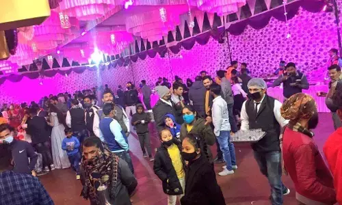 UP : मेरठ में शादी समारोह में Covid-19 नियमों का उल्लंघन करने पर पहला मुकदमा दर्ज, वर-वधू के पिता पर FIR UP : मेरठ में शादी समारोह में Covid-19 नियमों का उल्लंघन करने पर पहला मुकदमा दर्ज, वर-वधू के पिता पर FIR